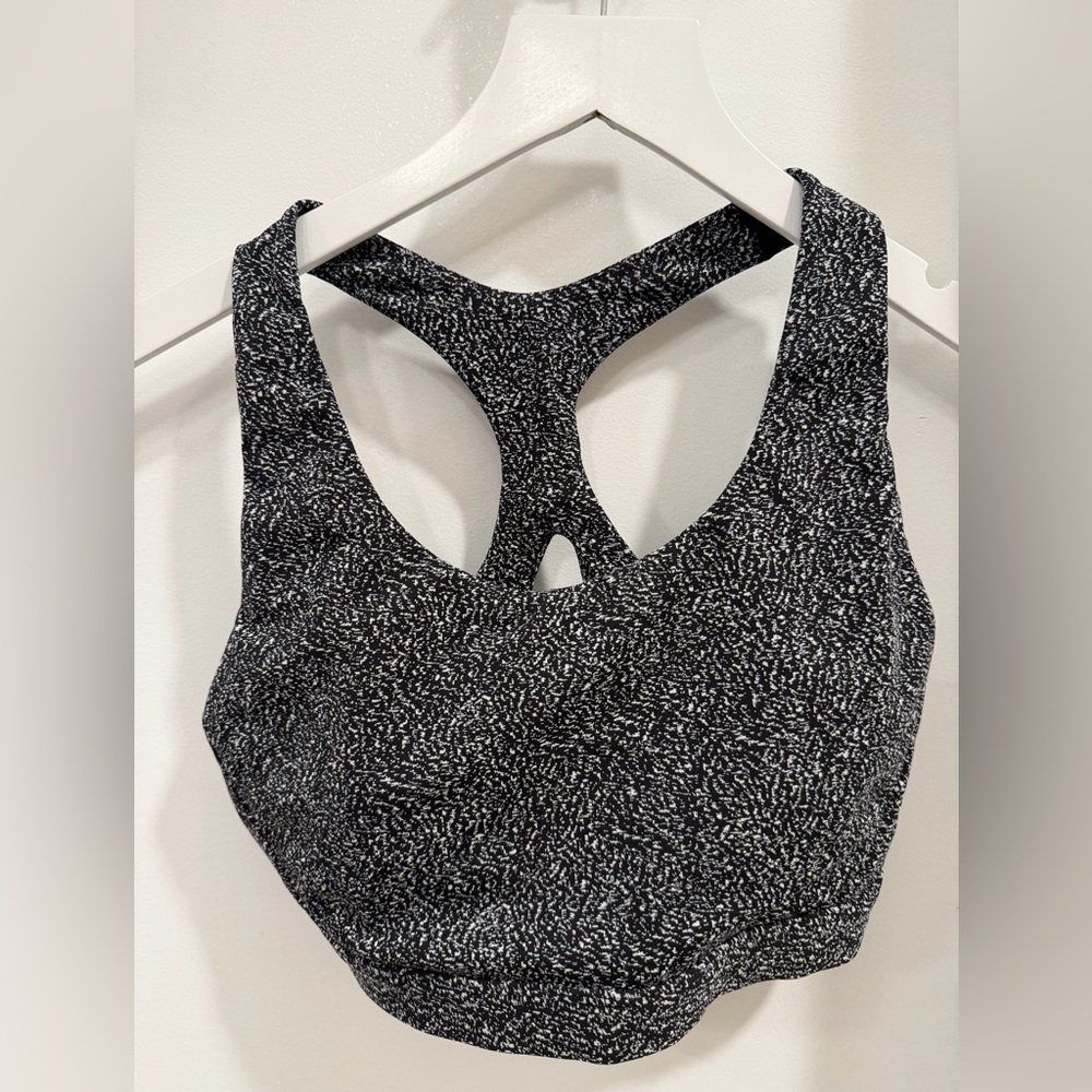 Athleta Black and White Patterned Sports Bra